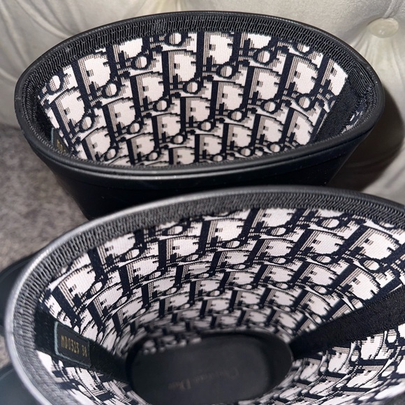 Dior rain boot - Picture 3 of 3